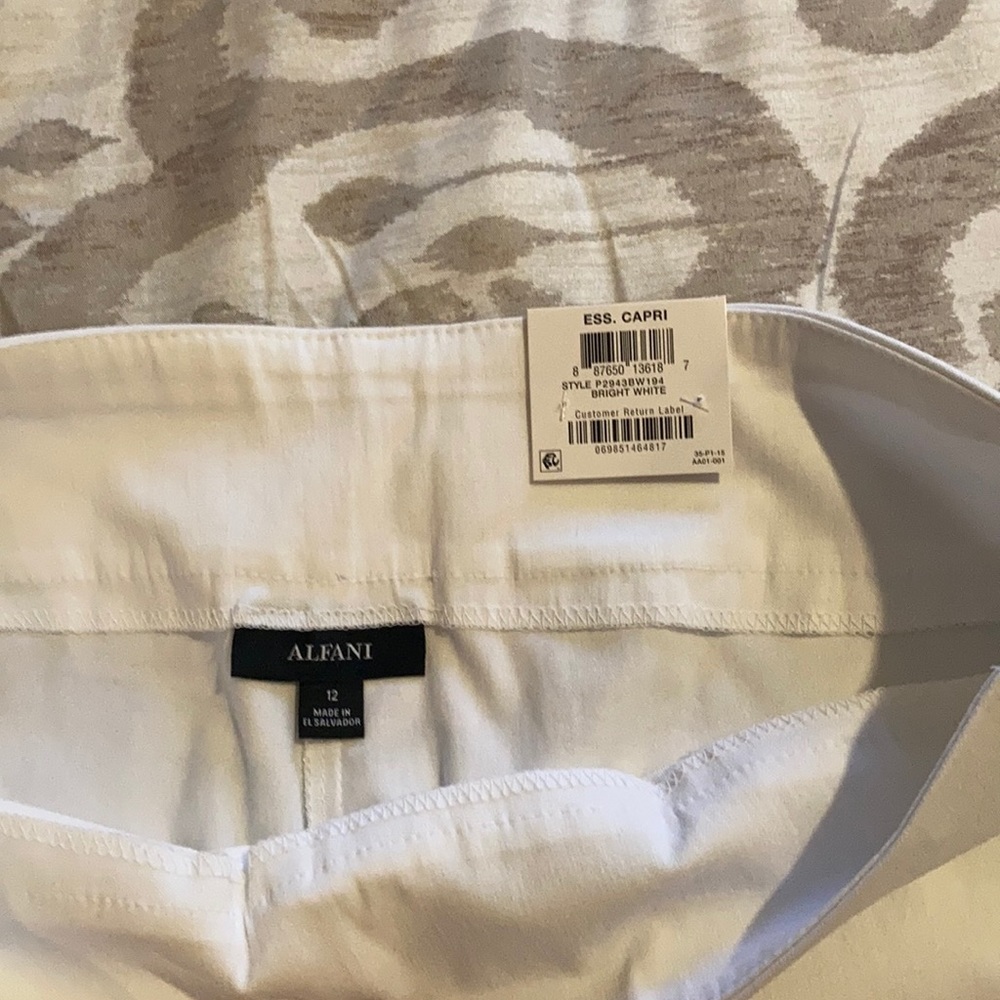 Capris - Picture 2 of 2